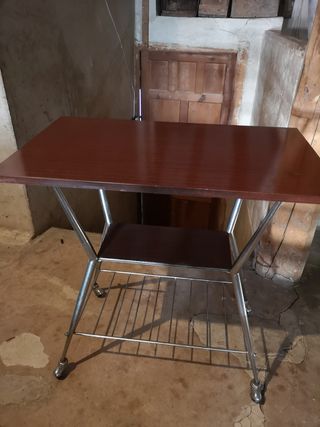 Mesa TV/auxiliar 