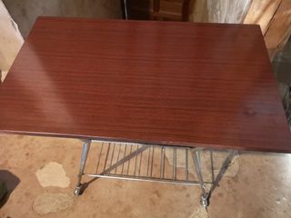 Mesa TV/auxiliar 