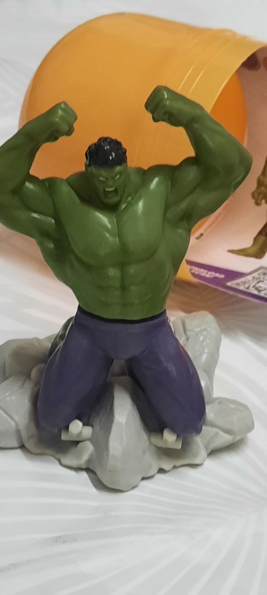 Kinder Hulk Gransorpresa