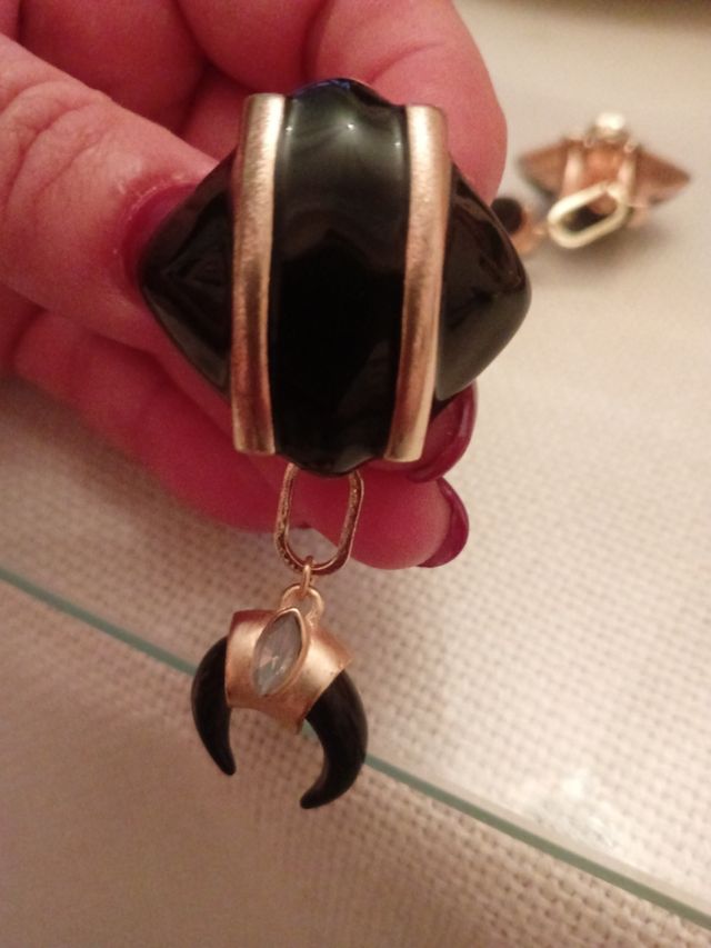 Pendientessss oro ,TORO y lacado- feria -flamenca