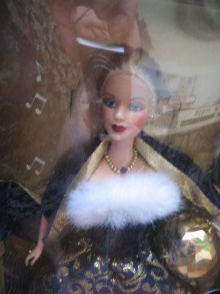 Barbie Collezione Celebrazione Anno Nuovo 2001