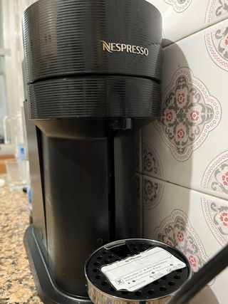 cafetera nespresso vertuo next