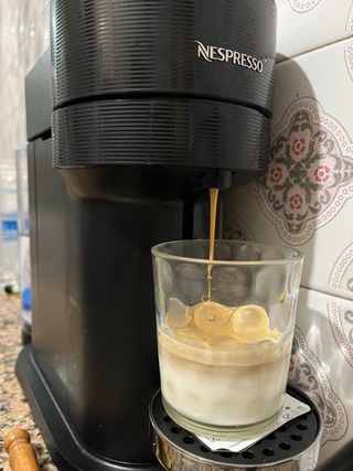 cafetera nespresso vertuo next