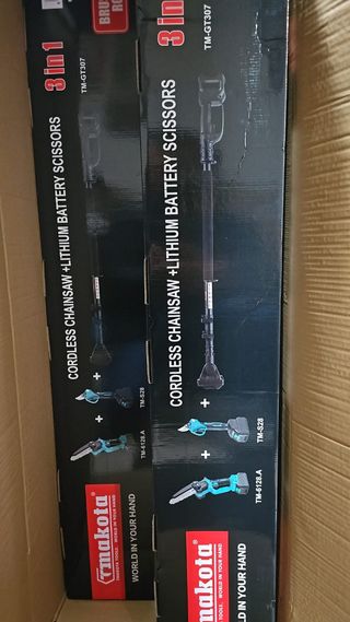 Forbice Motosega Asta Telescopica batteria 26 V 2A