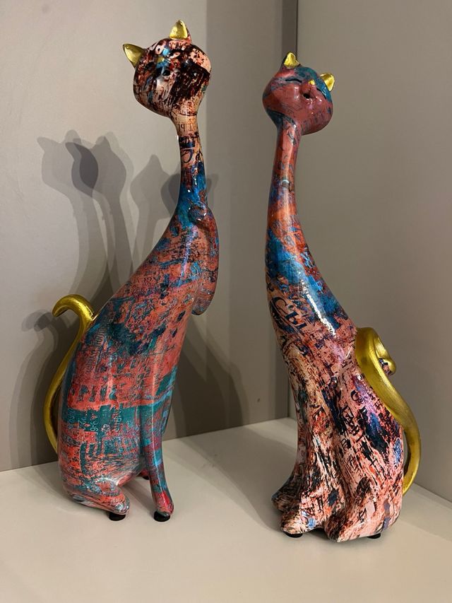 set coppia sculture gatti in resina 25 cm