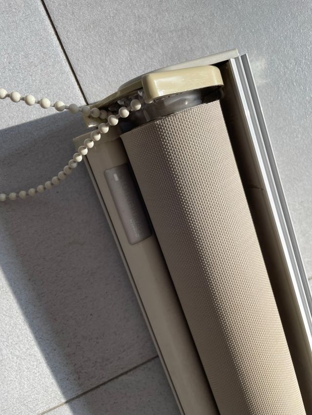 Estores enrollables Louverdrape