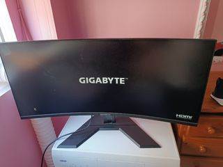 Pantalla gamer leer bien el anunció