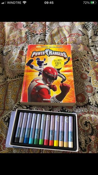 libro da colorare con 12 colori a cera