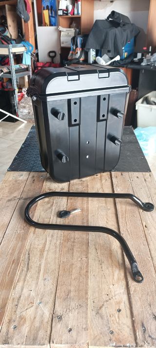 Bauletto x Royal Enfield 350