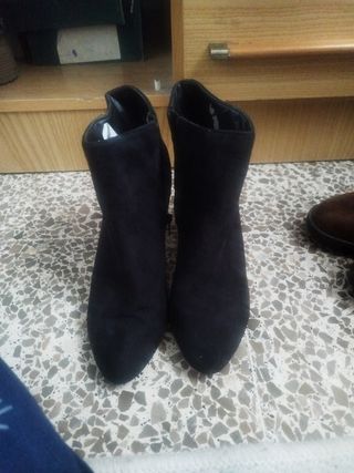 Botas