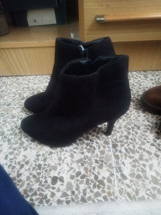Botas