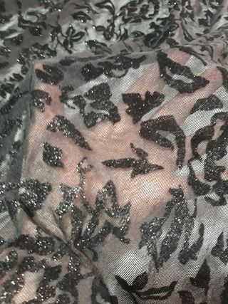 Tessuto in pizzo elasticizzato