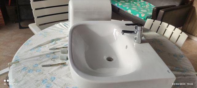 Lavabo completo de colgar Nuevo Roca