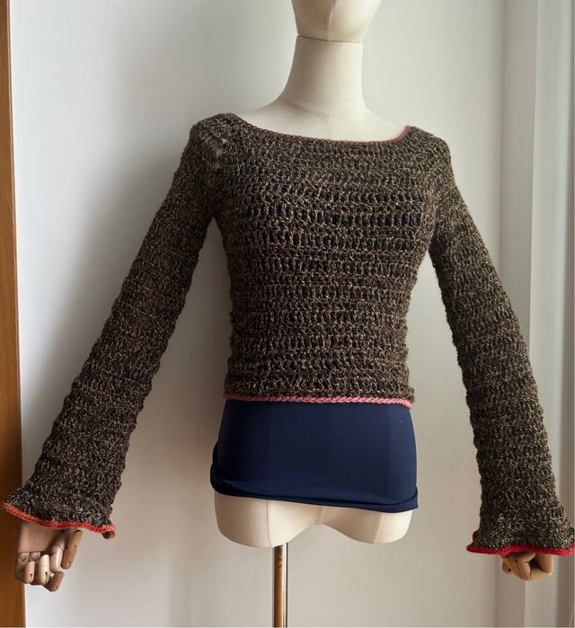 top/maglia con maniche a campana