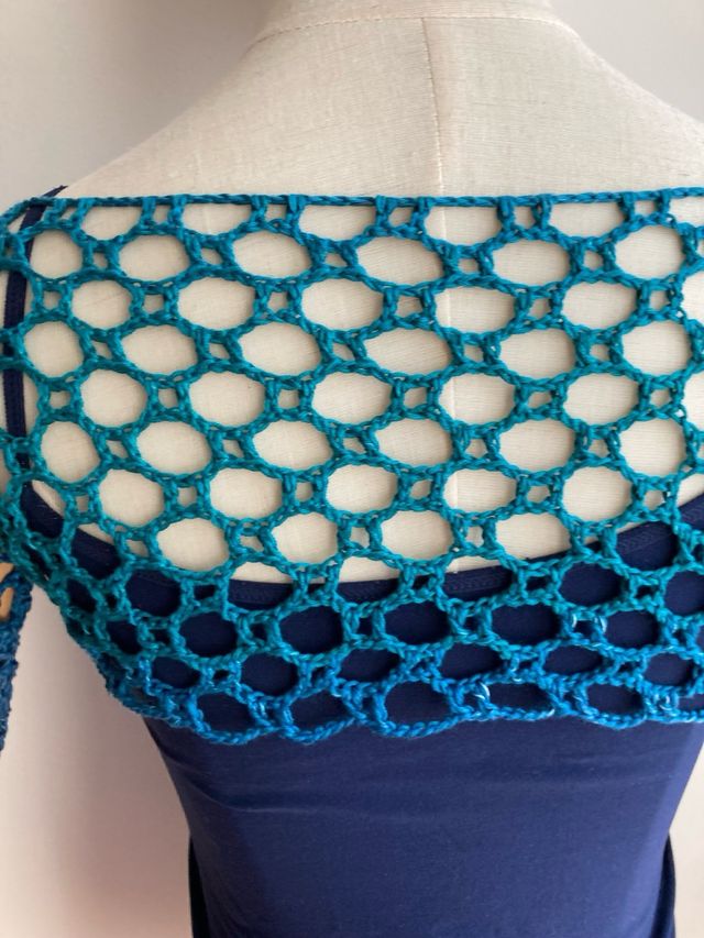 top a rete con maniche lunghe