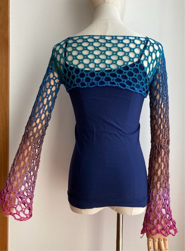 top a rete con maniche lunghe