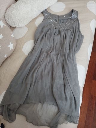 Vestido gris fiesta