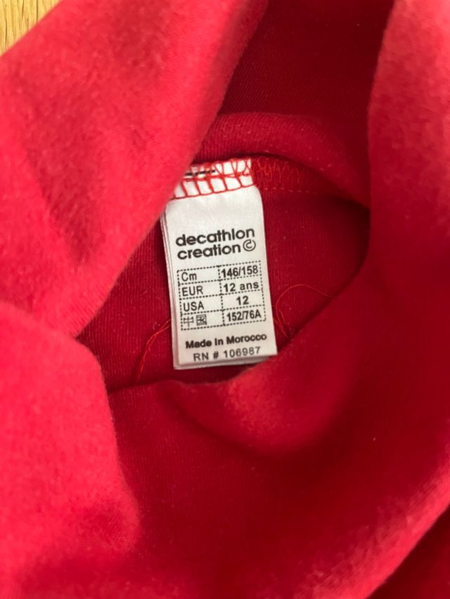 lote 2 camisetas cuello alto, 12 años