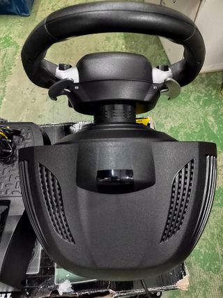 Volante ThrustMaster TX Racing Wheel