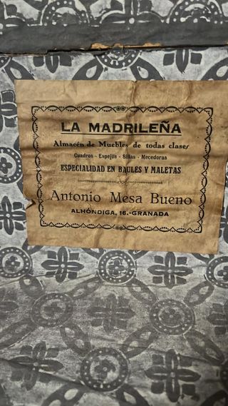 precioso baul antiguo
