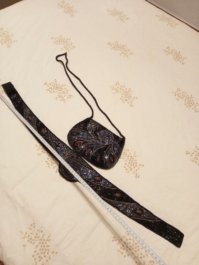 Bolso y cinturón pedrería