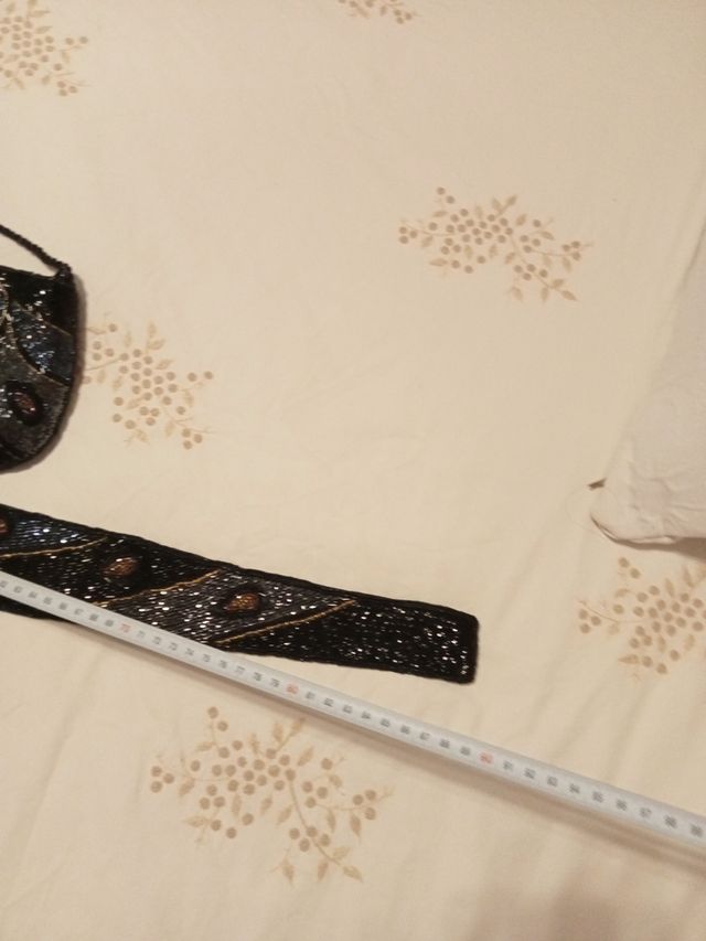 Bolso y cinturón pedrería