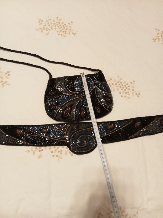 Bolso y cinturón pedrería