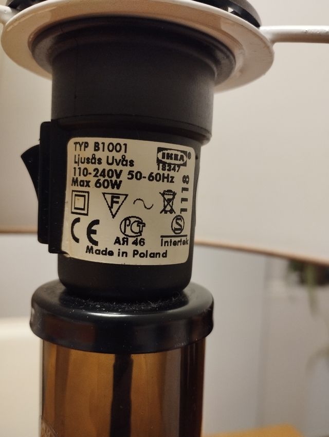 Lampara de sobremesa Ikea