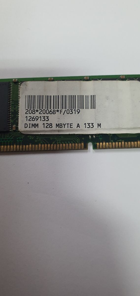 Memoria RAM 128 MB DIMM a 133