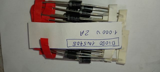 33 Rectificadores de corriente de 2 y 3 Amperios