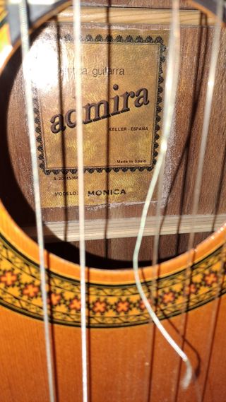 GUITARRA ESPAÑOLA ADMIRA MODELO MÓNICA