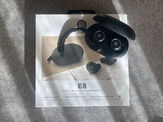 auriculares bluetooht bang & olufsen E8