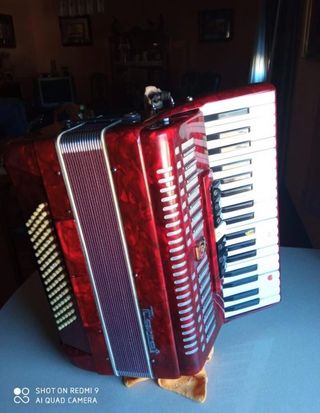 acordeon Parrot 96 bajos