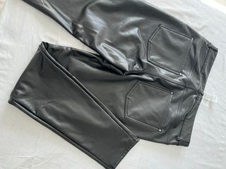Pantalon polipiel calzedonia