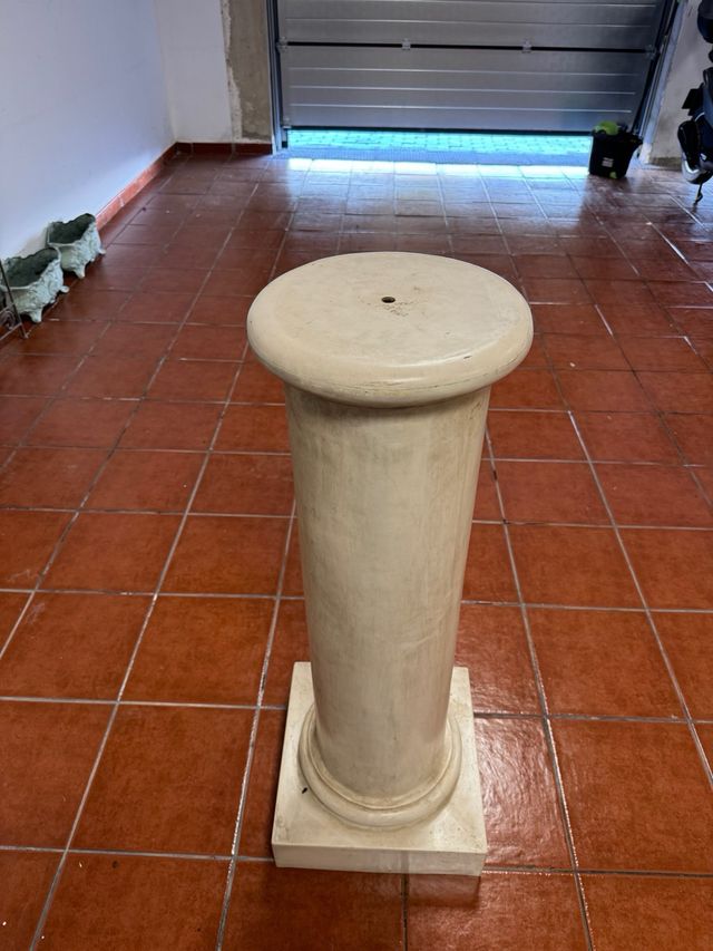 Pilar imitacion marmol