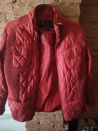 Chaqueta roja Barbour 