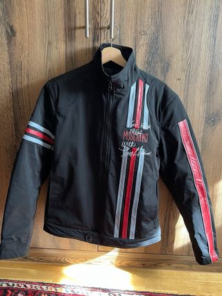 cazadora motera Moschino hombre