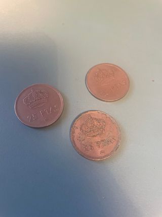 3 monedas de 25 pesetas 1975