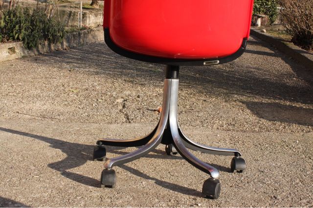 Modus, Tecno. Sedia girevole di Osvaldo Borsani