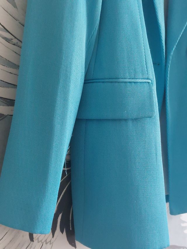 Blazer nueva Zara nueva azul cielo. Talla XS