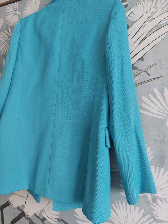 Blazer nueva Zara nueva azul cielo. Talla XS