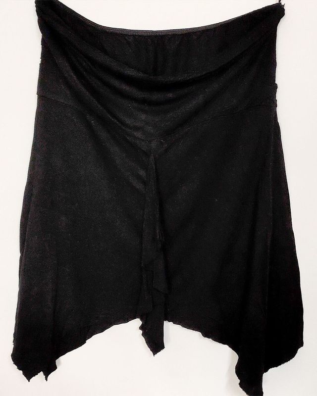 Top estilo caicai sem ombros preto