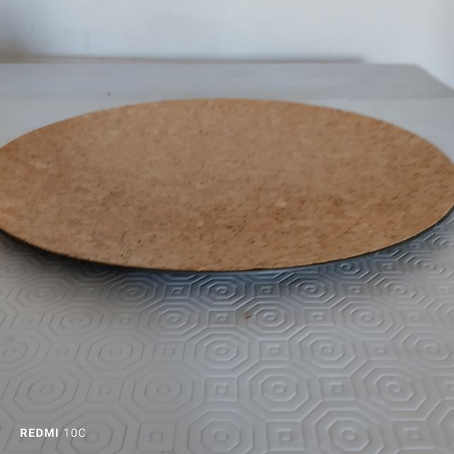 Plato// Bandeja de corcho