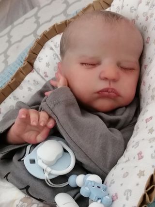 disponible Bebé reborn hiperrealista