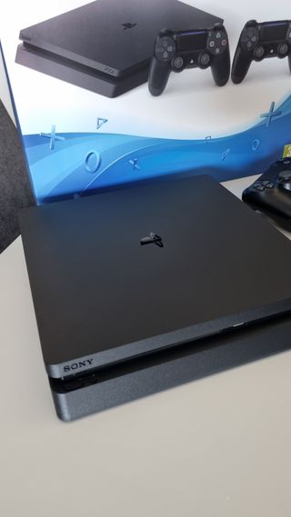PS4 SLIM