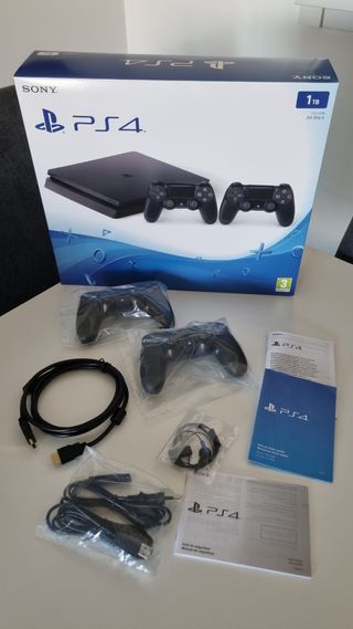 PS4 SLIM