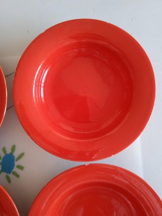 Lote de 4 platos hondos de barro