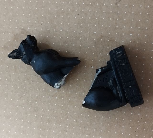 Decorazione Acquario Egitto Statuina divisa a metà