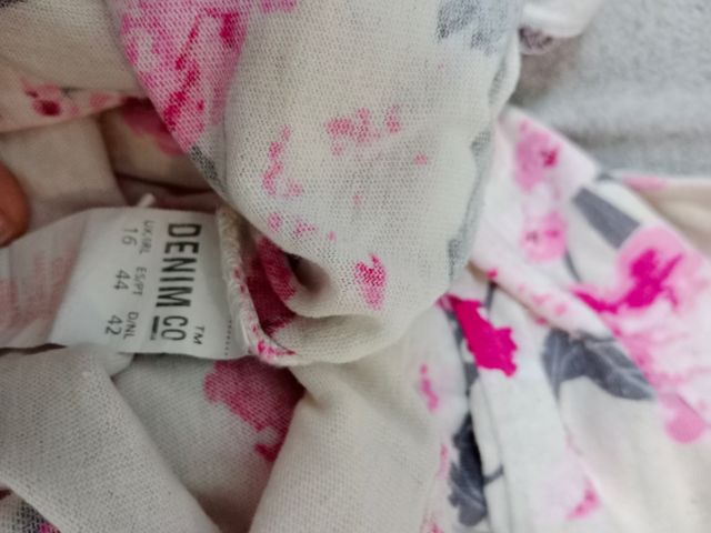 Camiseta tirantes de flores 💐