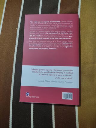 Libro nacemos para no morir nunca 